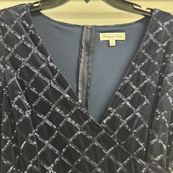 Gently used holiday/party dress soft material. - Picture 4 of 6